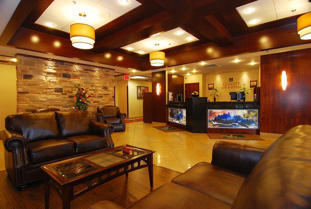 Quality Inn & Suites Val-d'Or Interno foto